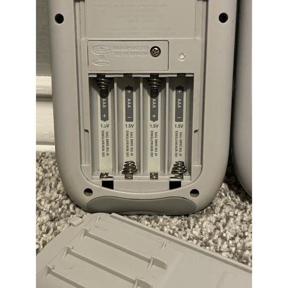 Texas Instruments TI-84 Plus Silver Edition Graphing Calculator Silver TESTED - Picture 3 of 6